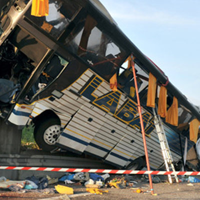 Foto: http://www.lepoint.fr/content/system/media/1/200805/9976_une-autocar.jpg