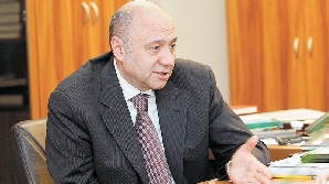 Irinel Popescu a fost demis din funcţia de preşedinte CNAS