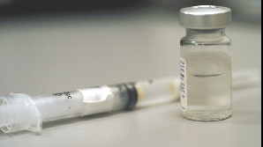 Doar 30.000 de persoane s-au vaccinat împotriva gripei noi în România Doar 30.000 de persoane s-au vaccinat împotriva gripei noi în România