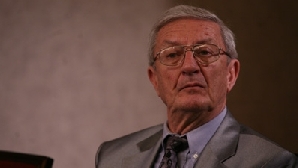 Stănculescu:O parte din vină pentru oamenii care au murit în timpul Revoluţiei o are Armata 