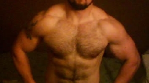Mai mulţi gigolo şi actori porno şi-au trimis CV-urile însoţite de o fotografie recentă 