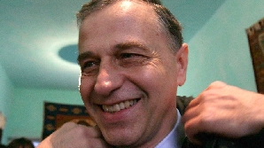 Dependenţa politică a lui Geoană de Hrebenciuc va fi un caz foarte interesant pentru psihiatria viitorului/ Foto: gruprc.ro