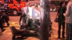 Un accident a avut loc vineri noapte în Piaţa Victoriei din Capitală /Foto: Realitatea Tv