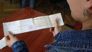 Elevii majori din Maramureş nu au mai primit alocaţiile/Foto: gandul.info