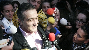 Gigi Becali e la curent şi cu jocurile din PSD/ Foto: gruprc.ro