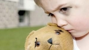 Anual, mii de persoane semnalează încălcări ale drepturilor copiilor /FOTO:wordpress.com