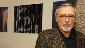 Dennis Hopper le spune prietenilor şi rudelor că este pregătit să moară