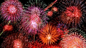 Bucureştenii s-au bucurat de focurile de artificii/FOTO: mypetjawa.mu.nu
