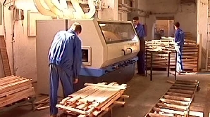 Doar 10% din banii europeni au fost absorbiţi până în noiembrie 2009 / FOTO: RTV