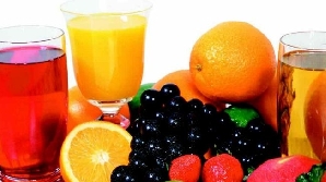 Sucurile naturale demineralizează smalţul dinţilor/ FOTO: energydrinktruth.com