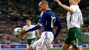 Mâna lui Henry a calificat Franţa la CM din Africa de Sud / Foto: BBC