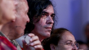 Lui Mircea Cărtărescu pare să i se fi făcut milă de Geoană/ Foto: gruprc.ro