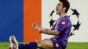 Ruşii nu se lasă şi încearcă în continuare să-l ia pe Mutu de la Fiorentina / FOTO: grupRC