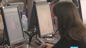Preşedintele francez propune taxarea veniturilor din reclamele de pe internet 