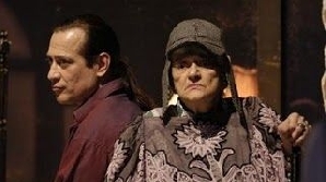 Olga Tudorache şi Marius Bodochi în piesa 