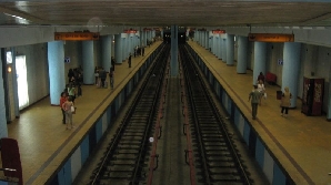 Un copil a fost abandonat de mama sa la metrou/ FOTO: tramclub.org