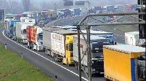 Operatorii de transport au renunţat la proteste, după întâlnirea cu ministrul Radu Berceanu/FOTO: GrupRC
