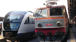 Trenurile înregistrează întârzieri din cauza ninsorilor/FOTO: GrupRC