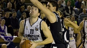 Zoran Krstanovic a fost cel mai bun marcator în meciul Dinamo - U Mobitelco / FOTO: www.u-mobitelco.ro