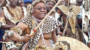 Zuma se pregăteşte şi pentru o a patra căsătorie.