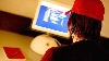 Peste 90% dintre adolescenţii români utilizează internetul pentru socializare