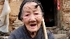 Unei femei de 101 ani din China îi cresc coarne - VEZI FOTO