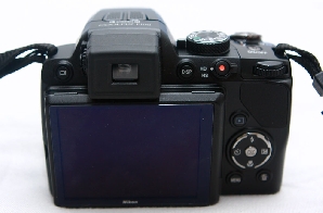 Nikon P100