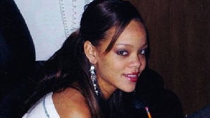Rihanna, în adolescenţă