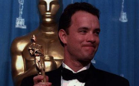 hanks_ap_1588176c_49803600 Câştigătorii celei de-a 84-a ediţii a premiilor Oscar, Cele mai şocante momente FOTO şi VIDEO