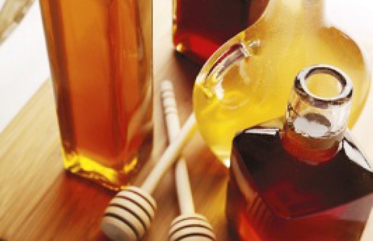 Cum se păstrează MIEREA / Foto: honey.com Cum se păstrează MIEREA / Foto: honey.com