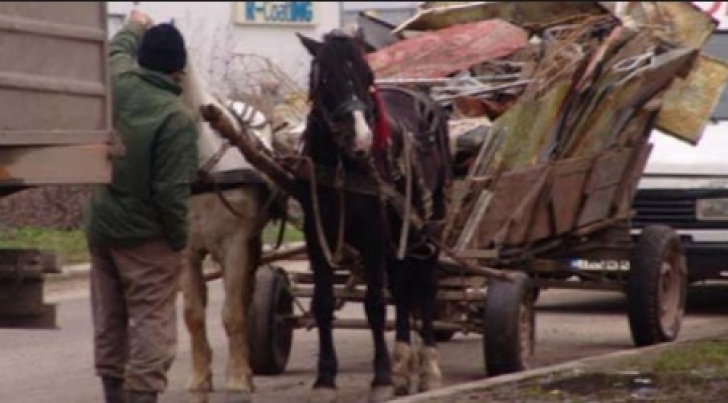 COPIL de 9 ani, MORT după ce un zid s-a prăbuşit peste el COPIL de 9 ani, MORT după ce un zid s-a prăbuşit peste el
