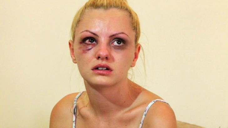 Alexandra Stan a fost ucisă într-o viață anterioară de Marcel Prodan, spune Carmen Harra Alexandra Stan a fost ucisă într-o viață anterioară de Marcel Prodan, spune Carmen Harra