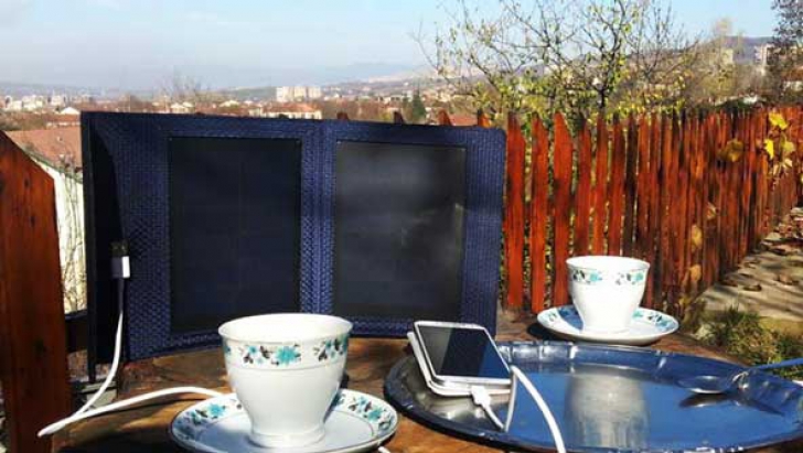 GADGETUL ZILEI. Panoul solar portabil care îţi încarcă telefonul mobil GADGETUL ZILEI. Panoul solar portabil care îţi încarcă telefonul mobil