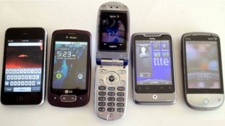 Cinci lucruri pe care le poţi face cu un telefon vechi Cinci lucruri pe care le poţi face cu un telefon vechi