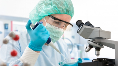 Un tratament vechi de 1.000 de ani ar putea distruge superbacteriile reziste la antibiotice