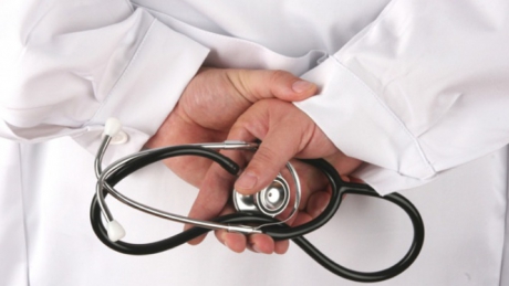 Tumoare gigant, gasita in pantecele unei femei din Botosani. Medicii, ingroziti