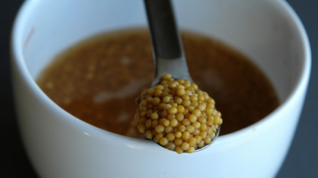 Cum sa iÈ›i cureÈ›i intestinele cu doar un singur ingredient