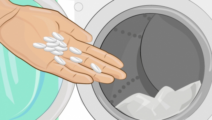 Pune ASPIRINĂ în mașina de spălat – Iată de ce!