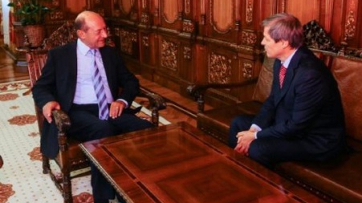Băsescu: Cioloş este un om onest, care face tot ce poate, dar care ratează în fiecare zi