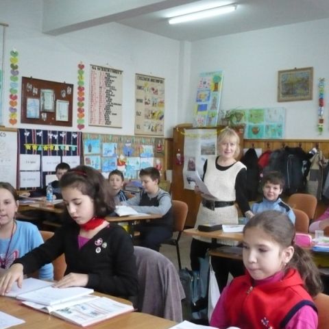 FOTO: scoala-ogoga-cluj.ro