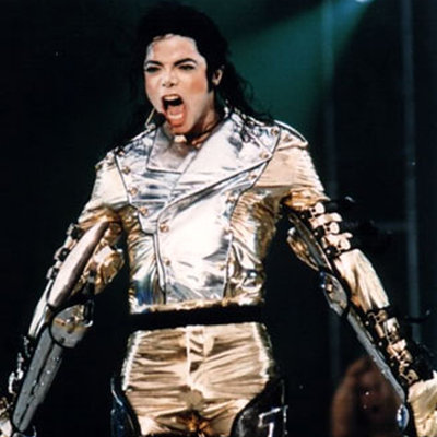 Foto: http://www.ecorazzi.com/wp-content/uploads/2007/12/039_30399michael-jackson-posters.jpg