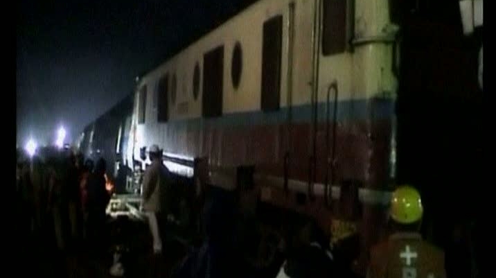 tren deraiat India