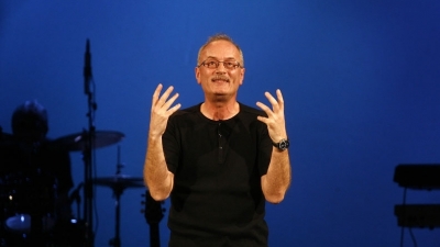 Un mare actor de comedie și, totodată, prezentator TV, infectat cu COVID-19. Starea sa este gravă, spun surse medicale