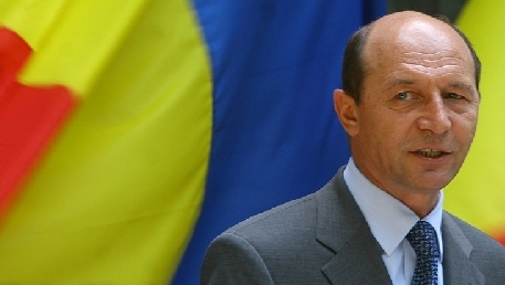 Băsescu: Trusturile au cheltuit bani pentru denigrarea unui om