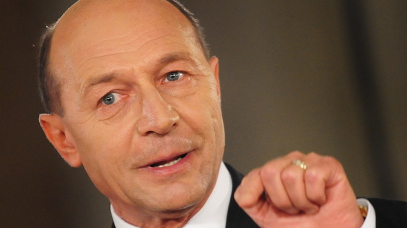 Traian Băsescu: Preşedintele nu se ocupă cu chemări la DNA 