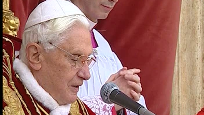 Benedict XVI a rostit mesajul Urbi et Orbi/Foto: Realitatea TV