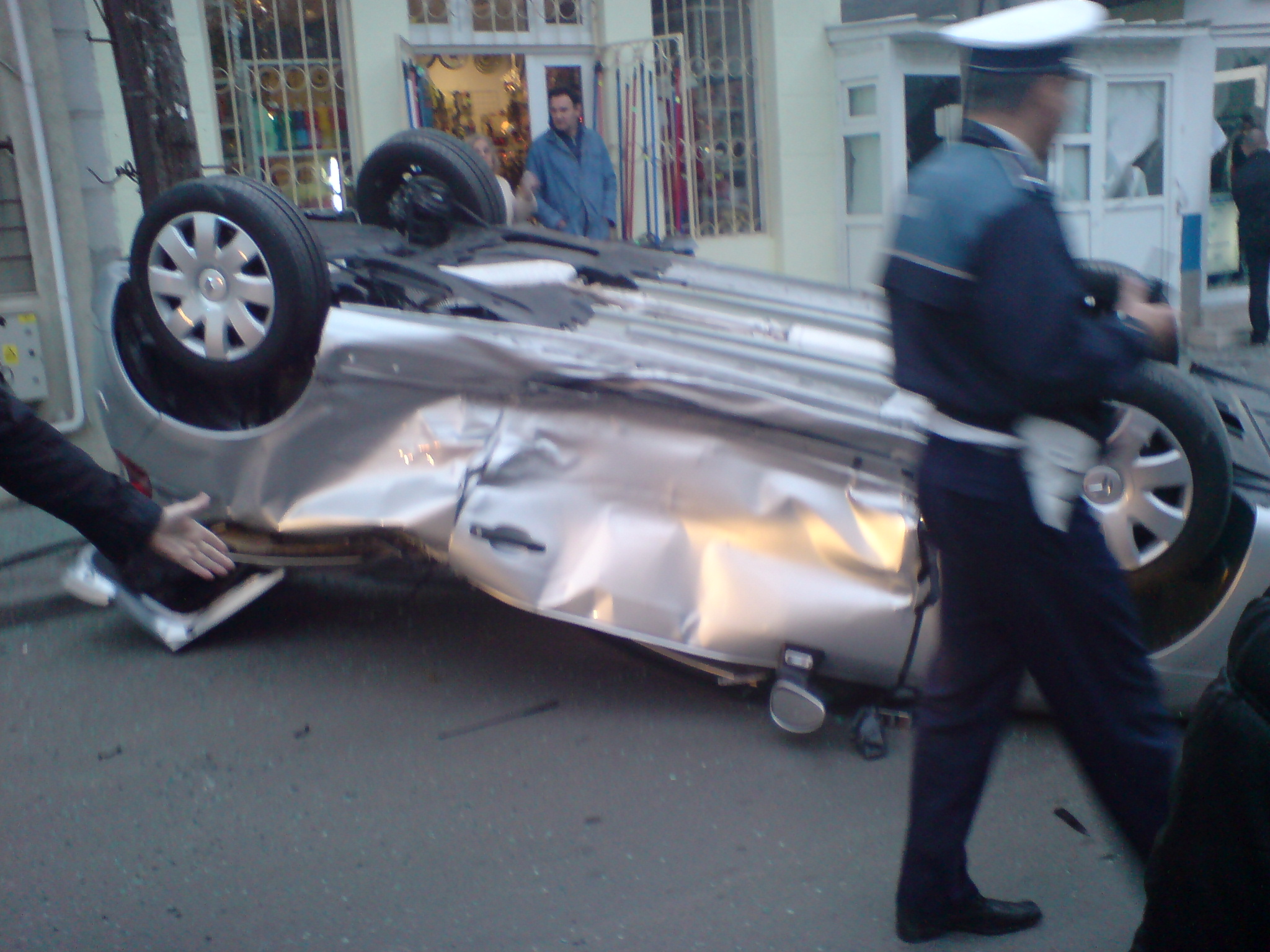 Accident pe Calea Floreasca din Bucureşti 