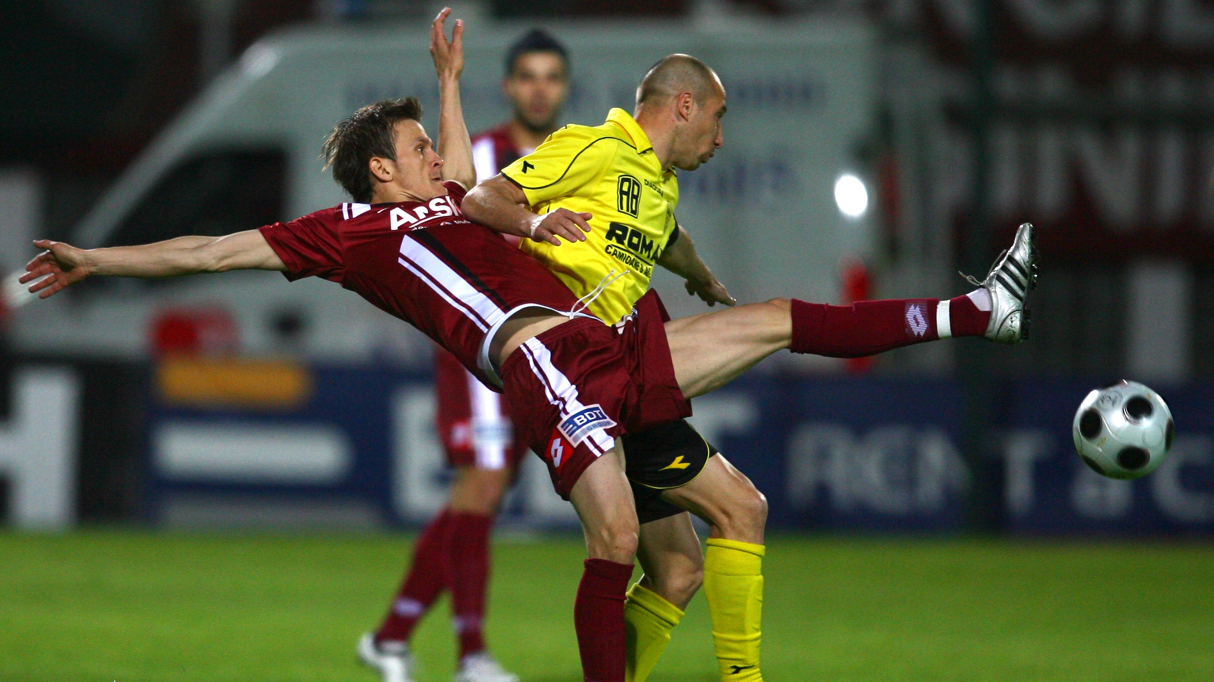Rapid şi FC Braşov se întâlnesc în penultima etapă a turului Ligii I.