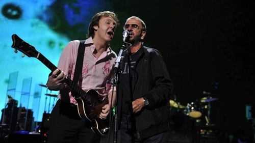Paul McCartney şi Ringo Starr îşi aduc aminte de tinereţe