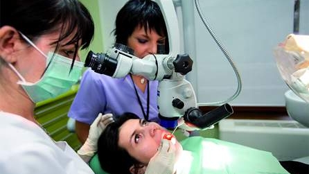 Centru de medicină dentară de cinci milioane de euro, deschis la Târgu Mureş